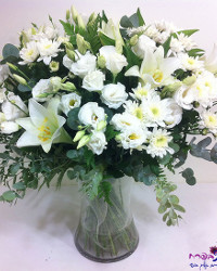 Подарки к Новому году от цветочного магазина в Петах Тикве «ОМАНУТ БЭПЕРАХ»