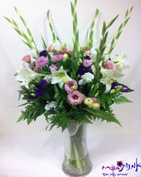 Подарки к Новому году от цветочного магазина в Петах Тикве «ОМАНУТ БЭПЕРАХ»