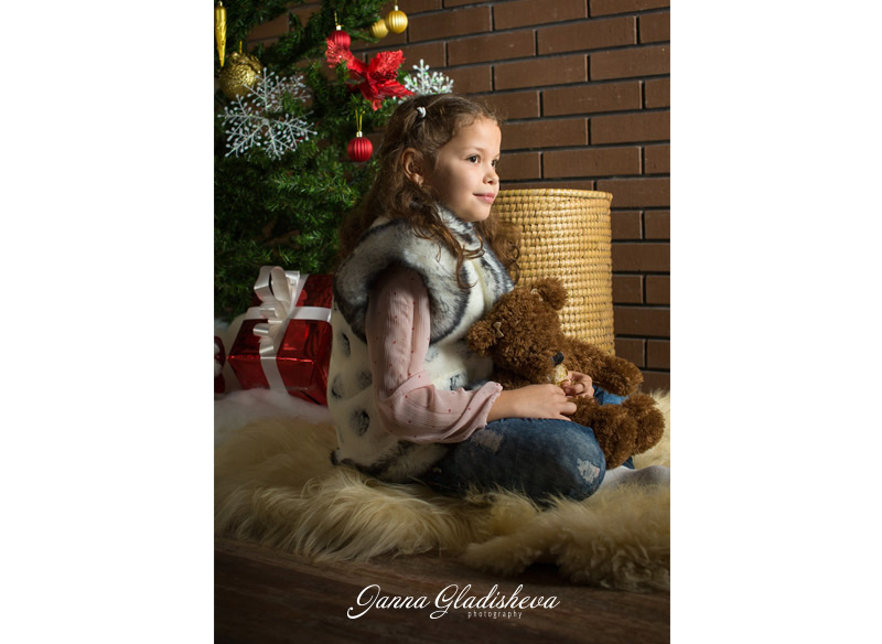 Семейная и детская Новогодняя фотосъемка в студии