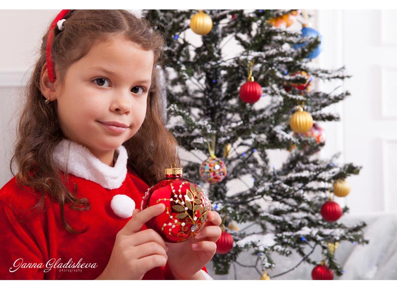 Семейная и детская Новогодняя фотосъемка в студии