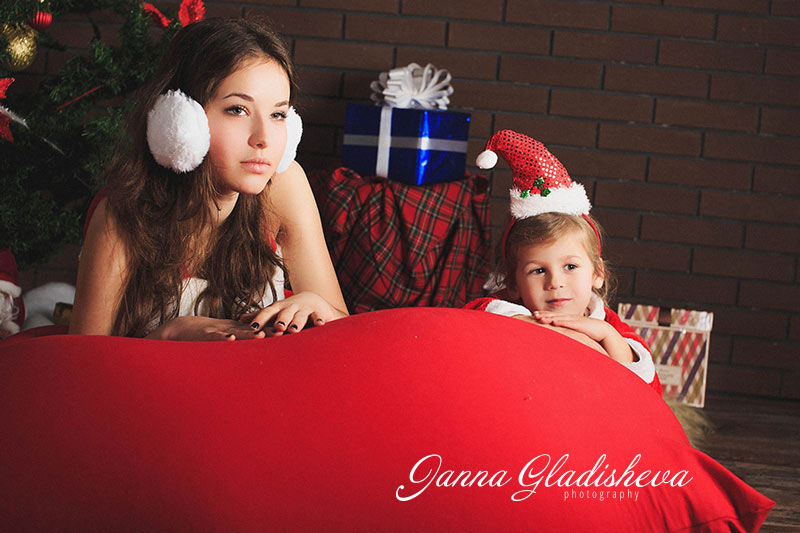 Семейная и детская Новогодняя фотосъемка в студии