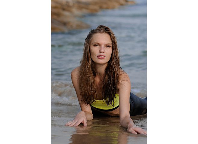 Семейная и детская Новогодняя фотосъемка в студии Семейная и детская Новогодняя фотосъемка в студии